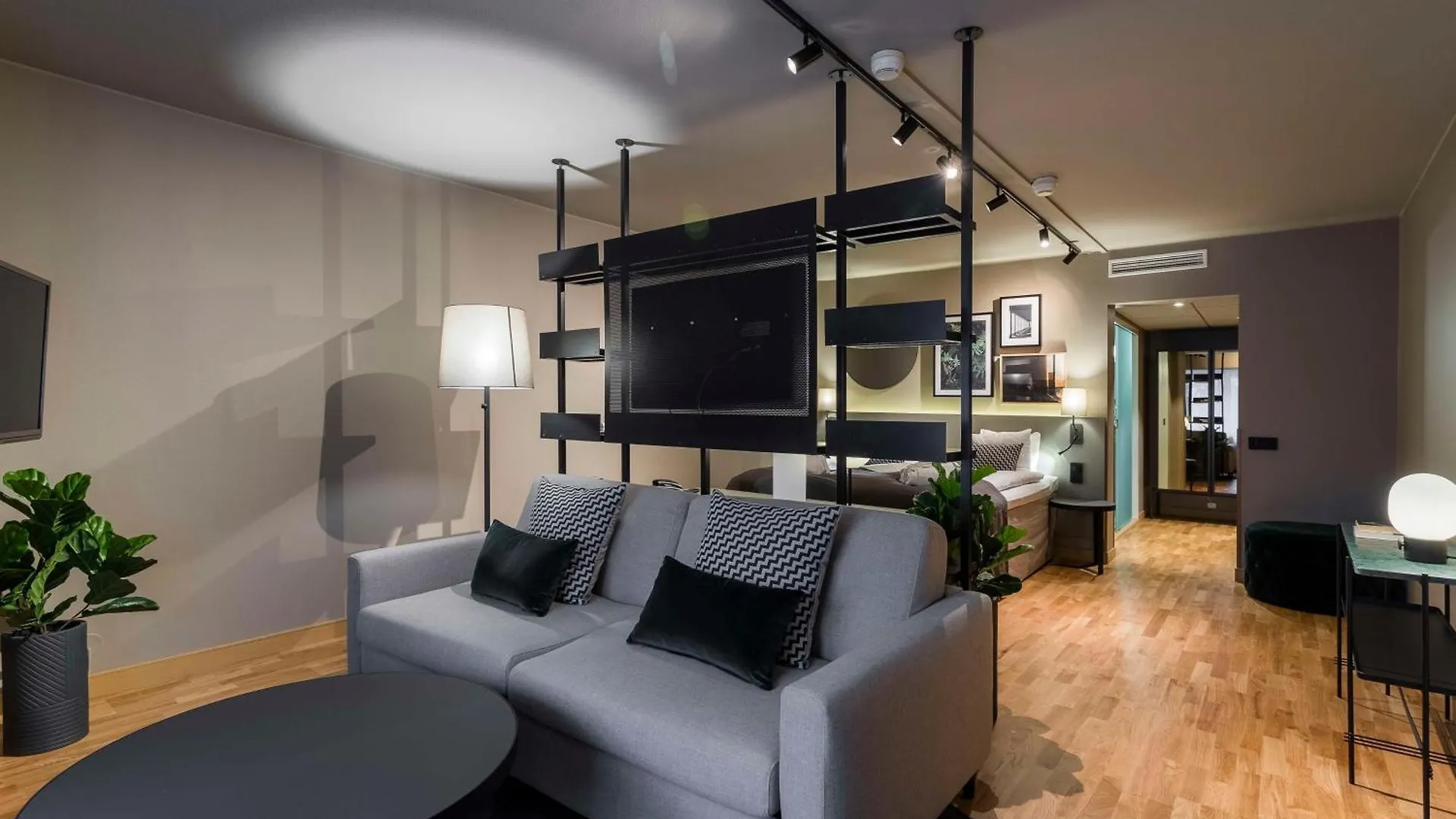 Scandic Park Stockholm 4*,